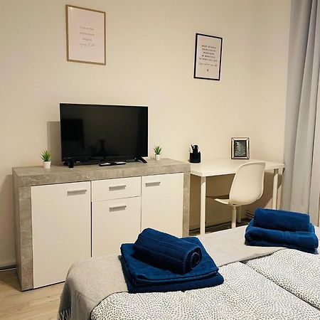 Quartier 7 - Zentral Gelegene Ferienwohnung Mit Stadtblick Бремерхафен Экстерьер фото