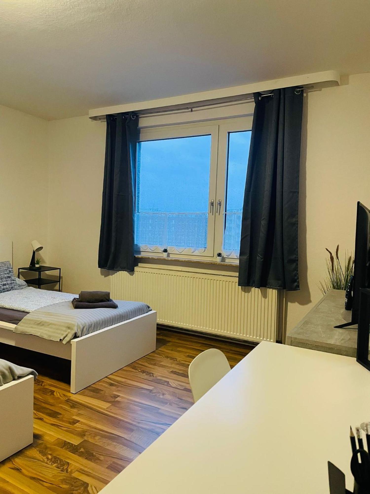 Quartier 7 - Zentral Gelegene Ferienwohnung Mit Stadtblick Бремерхафен Экстерьер фото