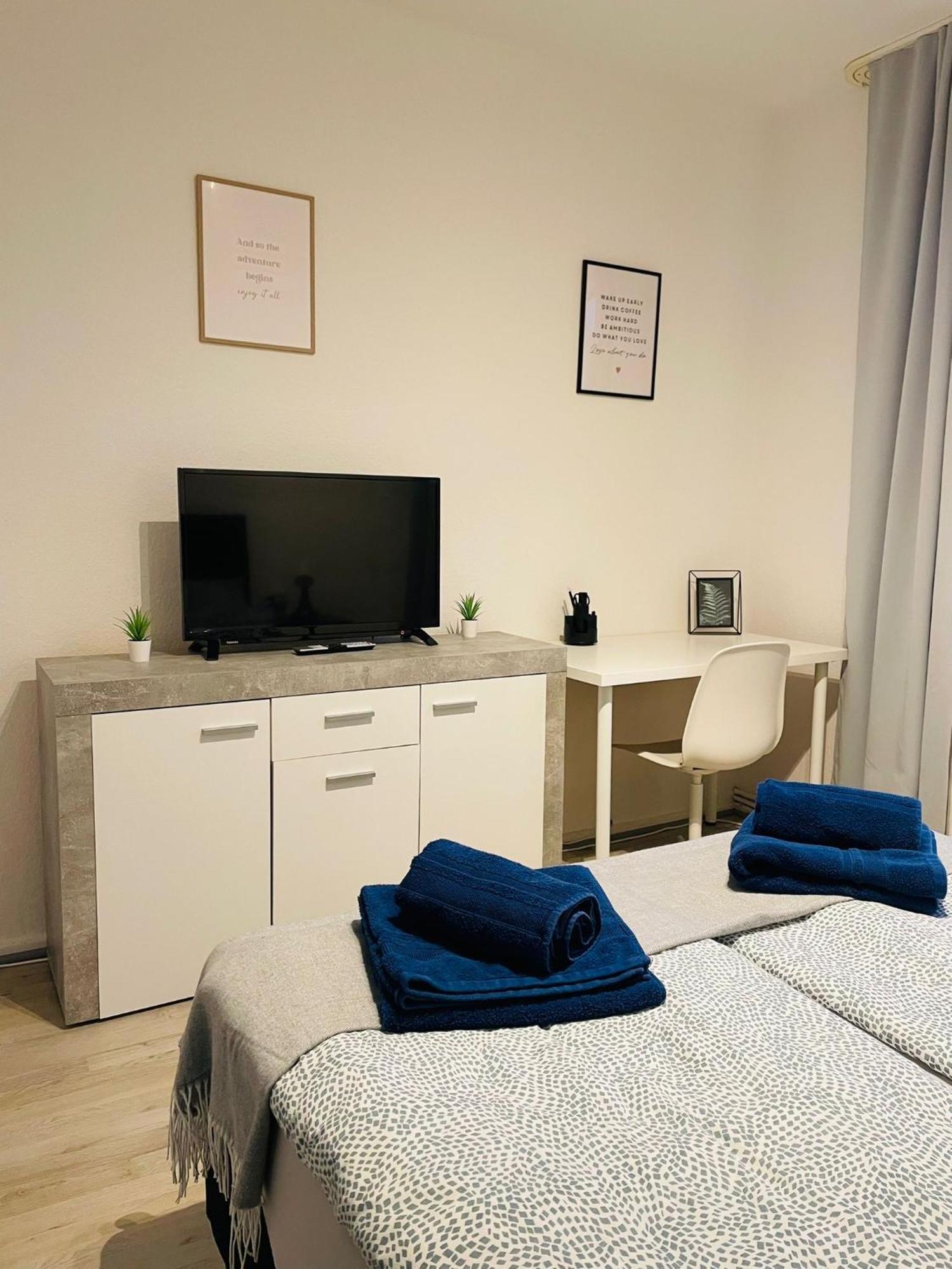Quartier 7 - Zentral Gelegene Ferienwohnung Mit Stadtblick Бремерхафен Экстерьер фото